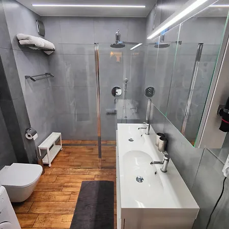 City Hall Bliss Suite - Premium Apartament Z Balkonem I Widokiem Na Ratusz Kołobrzeg Eksteriør bilde