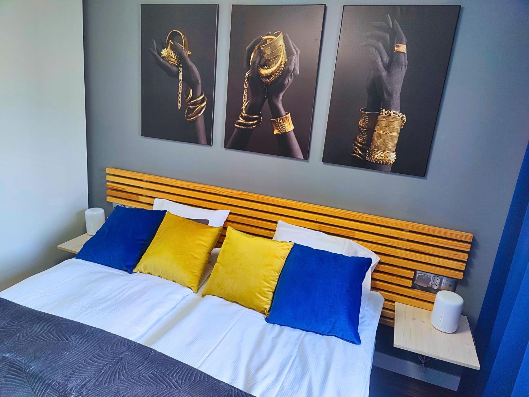 Hall Bliss - Premium Z Balkonem I Widokiem Na Ratusz Apartament *