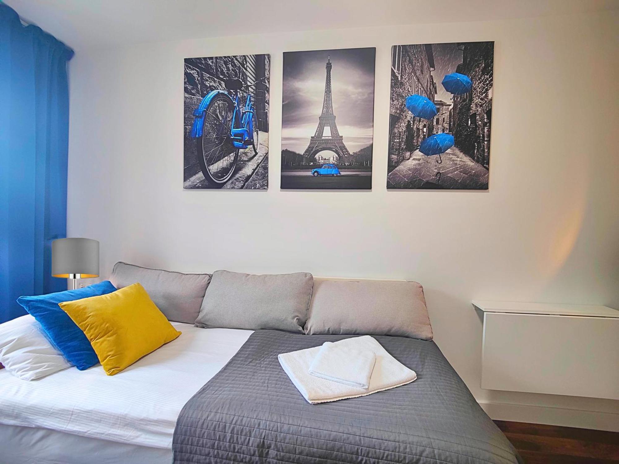 Hall Bliss - Premium Z Balkonem I Widokiem Na Ratusz *